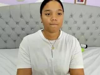 Briyithmena webcams show profile image 