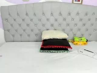 Briyithmena webcams show profile image 