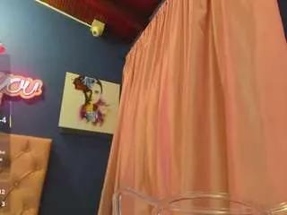 Bustysarah webcams show profile image 