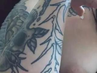 cammslut4u from CamSoda