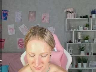 cassie-reed from CamSoda