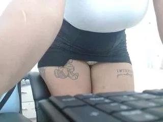 Chloee-hott webcams show profile image 