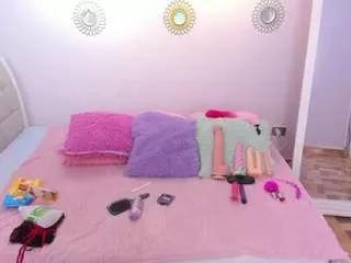 Cloe-love webcams show profile image 