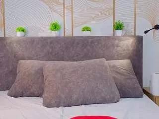 dollylovs from CamSoda