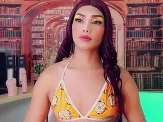 emeli-roushot from CamSoda