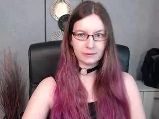 emmatease94 from CamSoda