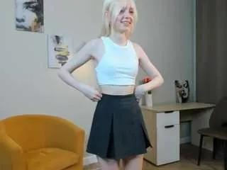 fannycherrington from CamSoda