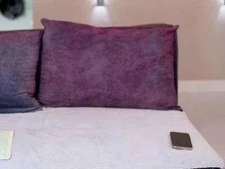 iris-nightingale from CamSoda