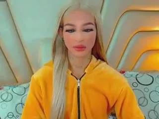 Isabellalatingirs webcams show profile image 
