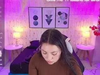 issareel from CamSoda