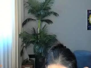 jinnygold from CamSoda