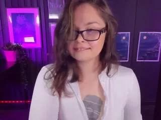 lilacmuse from CamSoda