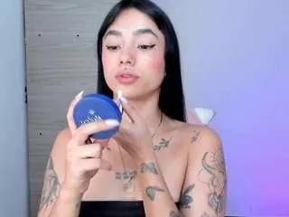 lizzie-corner from CamSoda