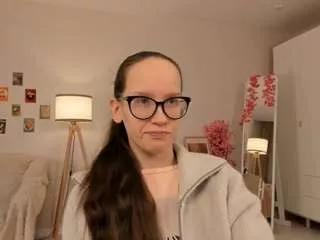 Lynettebails webcams show profile image 
