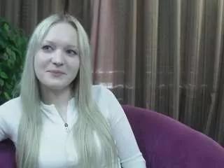 Lynettefountain webcams show profile image 