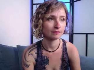 maya-rouse from CamSoda