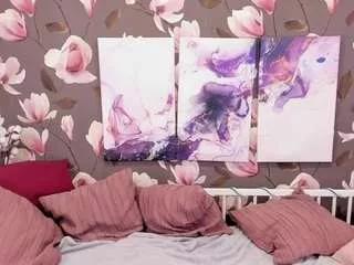 Melaniegrand webcams show profile image 