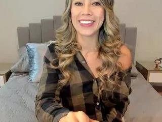 mili-moon from CamSoda