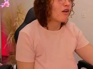 miss-brave from CamSoda