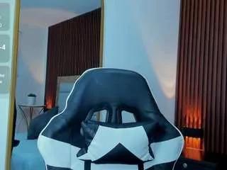nina-blake from CamSoda