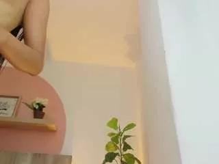 nina-blake from CamSoda