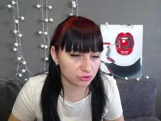 ninaflawlees from CamSoda