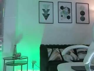Samanthaa-cooper webcams show profile image 