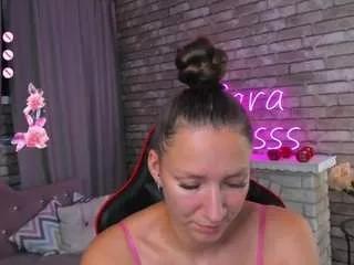 saracoksss from CamSoda