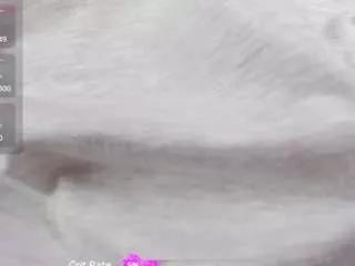 saralolo420 from CamSoda