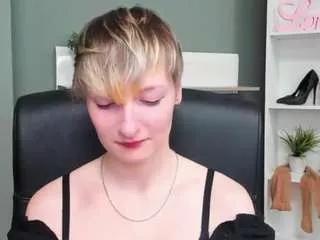 tastyblair from CamSoda