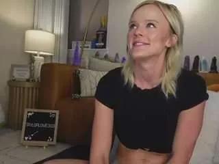 Taylorlove303 webcams show profile image 