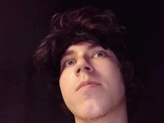 Tristan-farnon webcams show profile image 