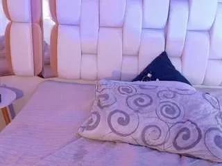 Valkiria-moore webcams show profile image 