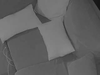 Voyeurcam-julmodels-living-7 webcams show profile image 