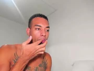 11inchesblackcock from Chaturbate