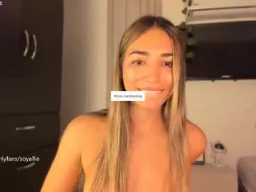 _alliex_ webcams show profile image 