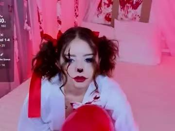 Explore our live girls sluts from our Custom and Multi clubs and checkout exclusive access to highly interactive content, such as shape, hair, titties, pussy type and many more.