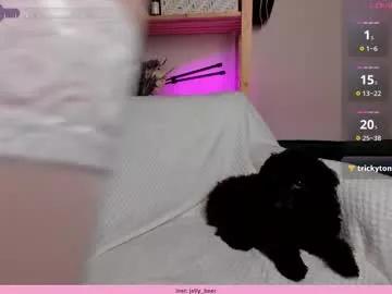 _kiki_pie from Chaturbate