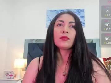 Explore our live girls sluts from our Custom and Multi clubs and checkout exclusive access to highly interactive content, such as shape, hair, titties, pussy type and many more.
