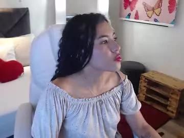 Explore our live girls sluts from our Custom and Multi clubs and checkout exclusive access to highly interactive content, such as shape, hair, titties, pussy type and many more.