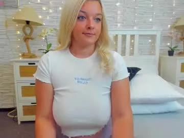 _mistyfox webcams show profile image 