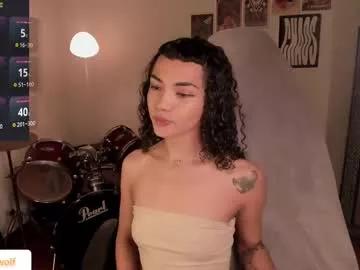 Explore our live girls sluts from our Custom and Multi clubs and checkout exclusive access to highly interactive content, such as shape, hair, titties, pussy type and many more.