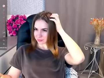 Explore our live girls sluts from our Custom and Multi clubs and checkout exclusive access to highly interactive content, such as shape, hair, titties, pussy type and many more.
