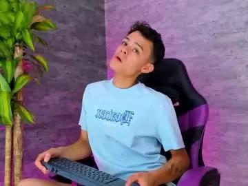 _oliverstone from Chaturbate is Freechat