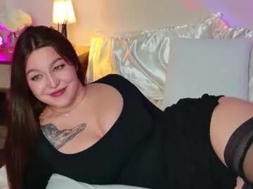 Explore our live girls sluts from our Custom and Multi clubs and checkout exclusive access to highly interactive content, such as shape, hair, titties, pussy type and many more.