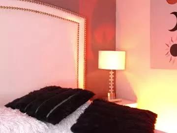 aa_lunit from Chaturbate