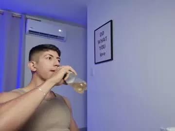 aa_xel from Chaturbate