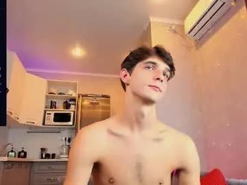 aaron_bang from Chaturbate