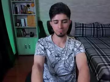 aaron_paul_ from Chaturbate