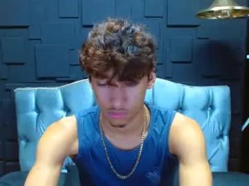 aaron_schott from Chaturbate